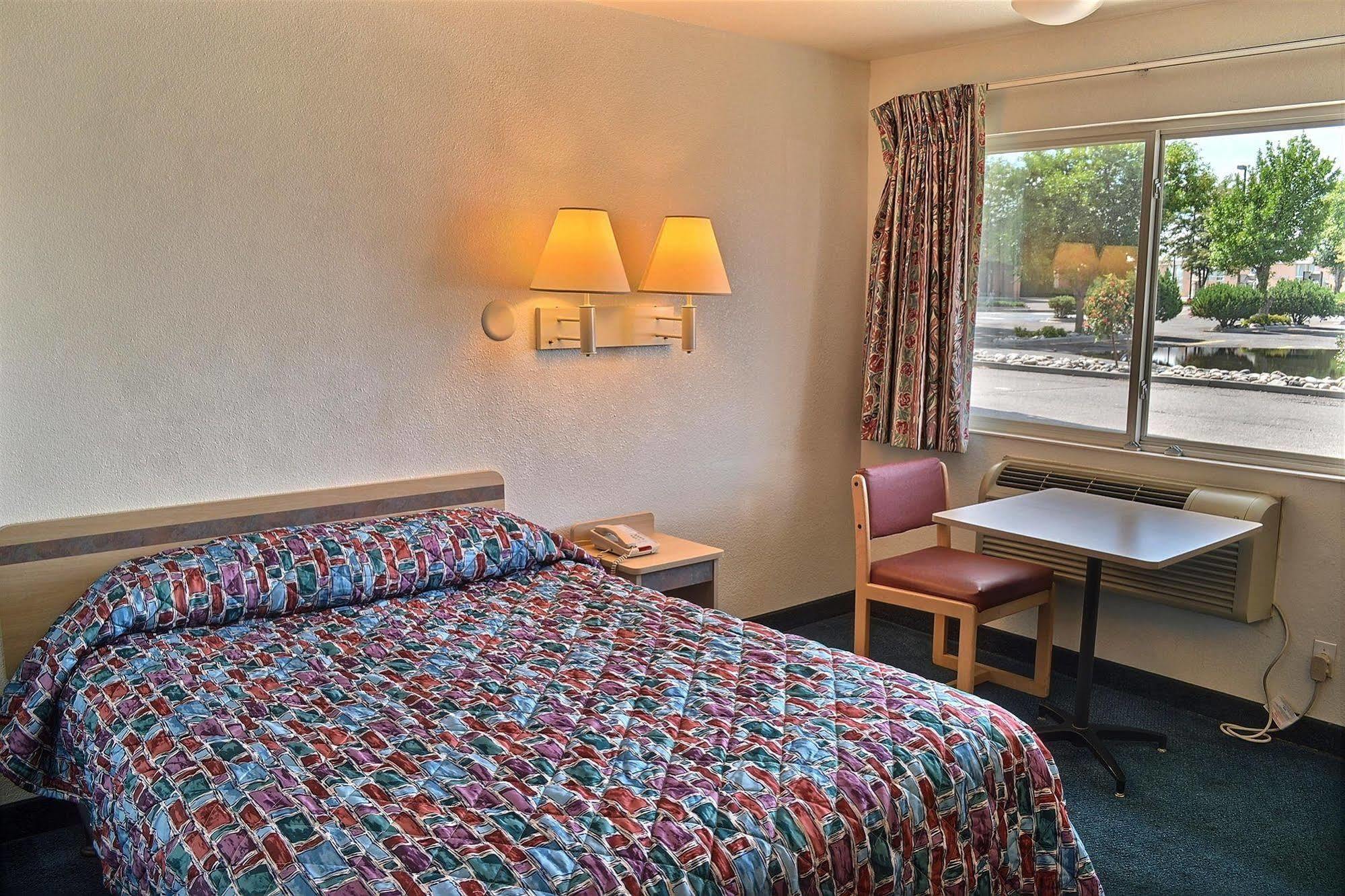 Motel 6-Billings, Mt - South Exteriör bild